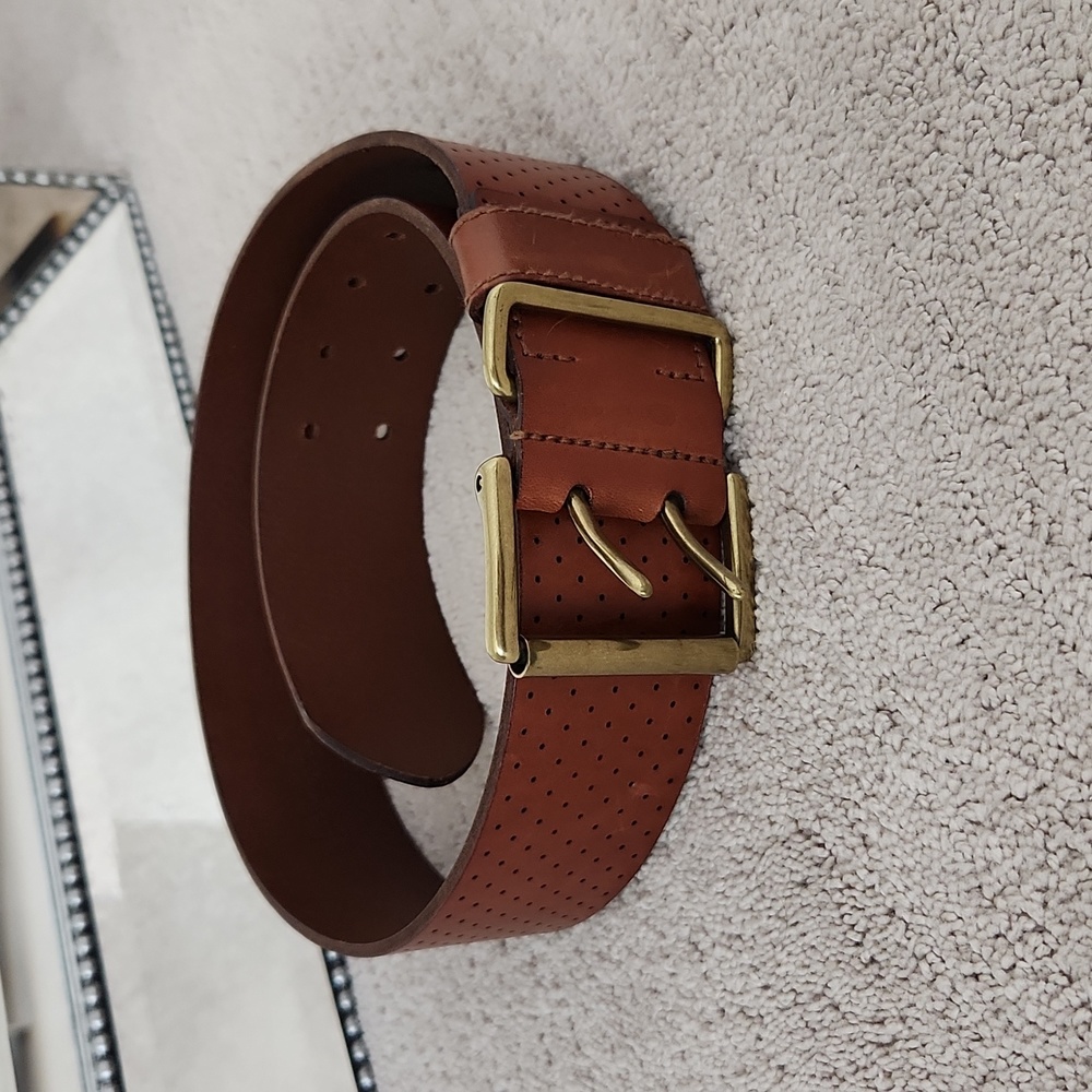 Ralph Lauren Thick Leather Belt/ Brass Buckle. EXCELLENT CONDITION!!